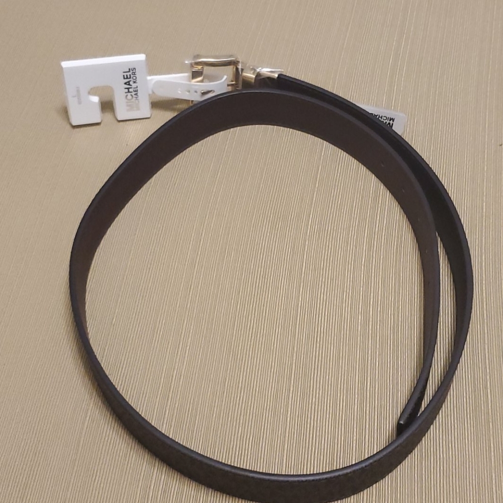 Michael Kors twist reversible belt